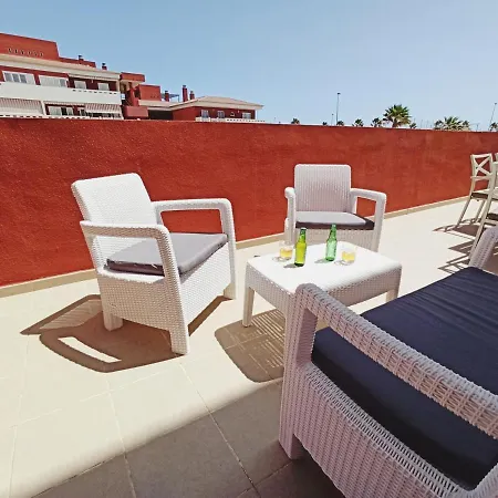 Luxury Family Metres From Beach And Wifi Appartamento *
