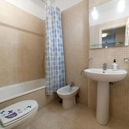 Appartamento Luxury Family Metres From Beach And Wifi *